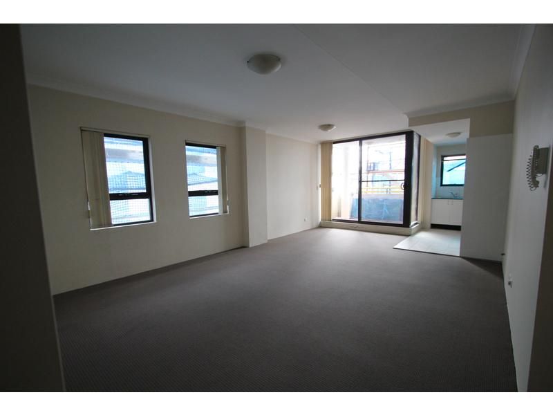 2 bedrooms Apartment / Unit / Flat in 62/15 Belgrave Street KOGARAH NSW, 2217