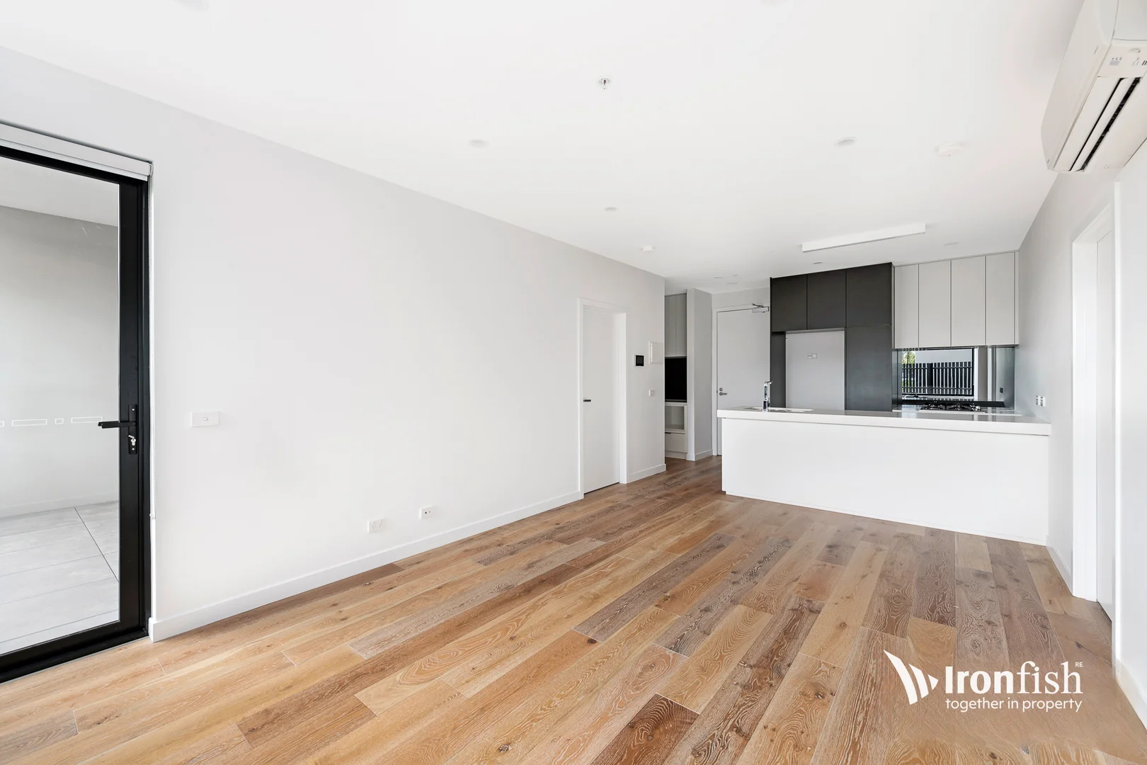 1/160 Williamsons Road, Doncaster VIC 3108