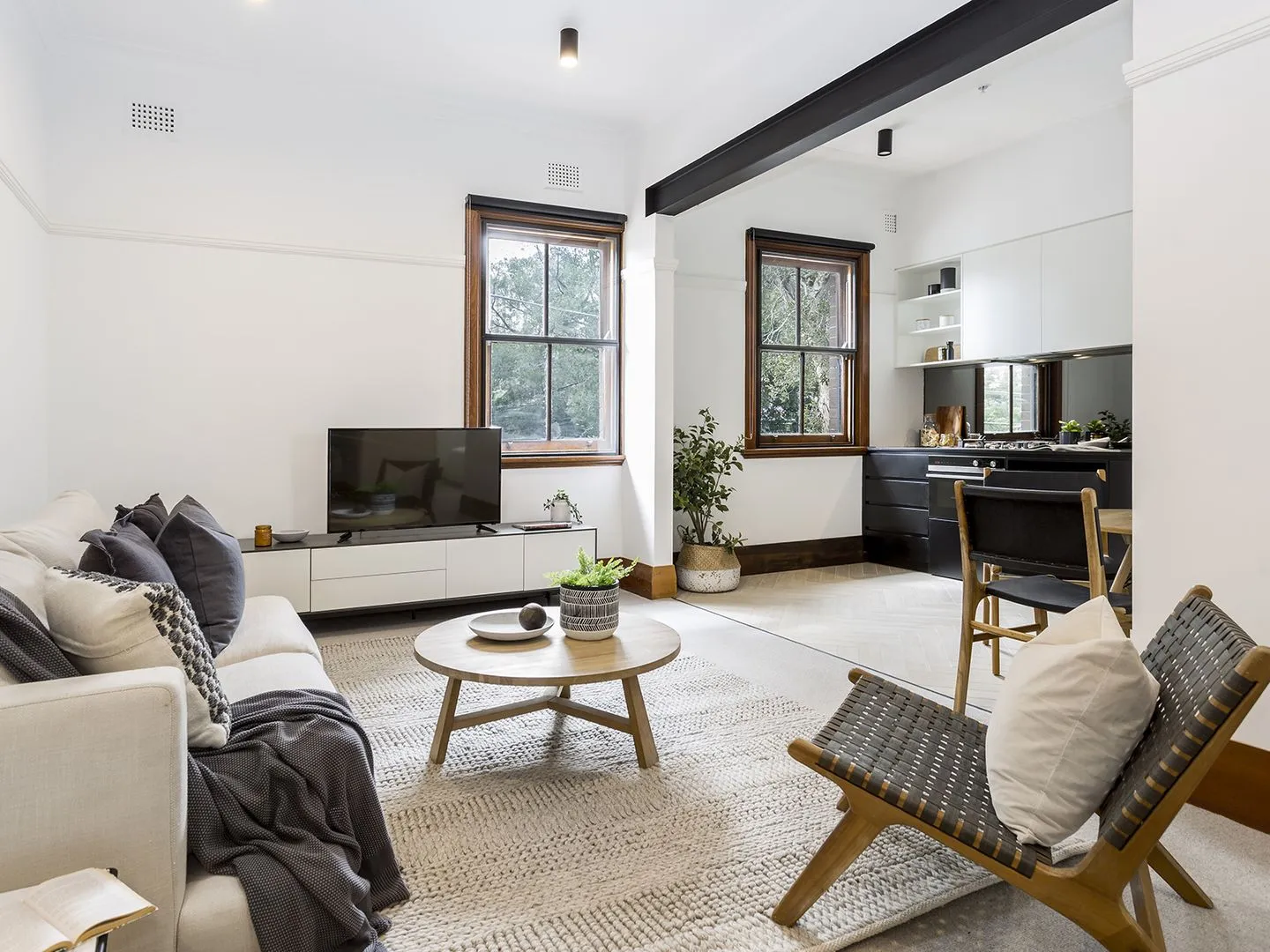 Fully Furnished Boutique Living | Sun-Drenched 1-Bed Gem in the Historic 'The George' Waterloo, Waterloo