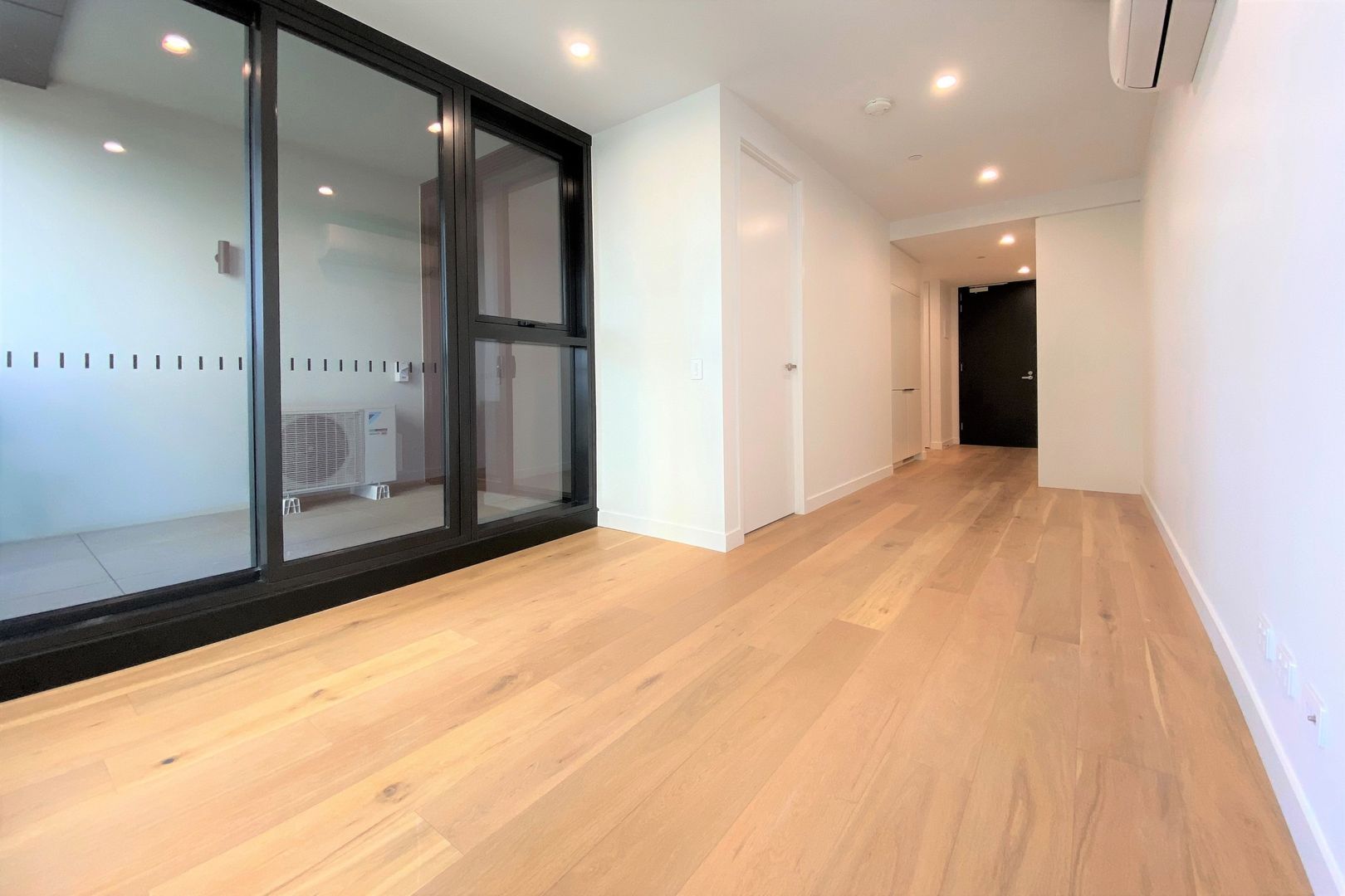 1 bedrooms Apartment / Unit / Flat in 2609/3 Young Street BOX HILL VIC, 3128