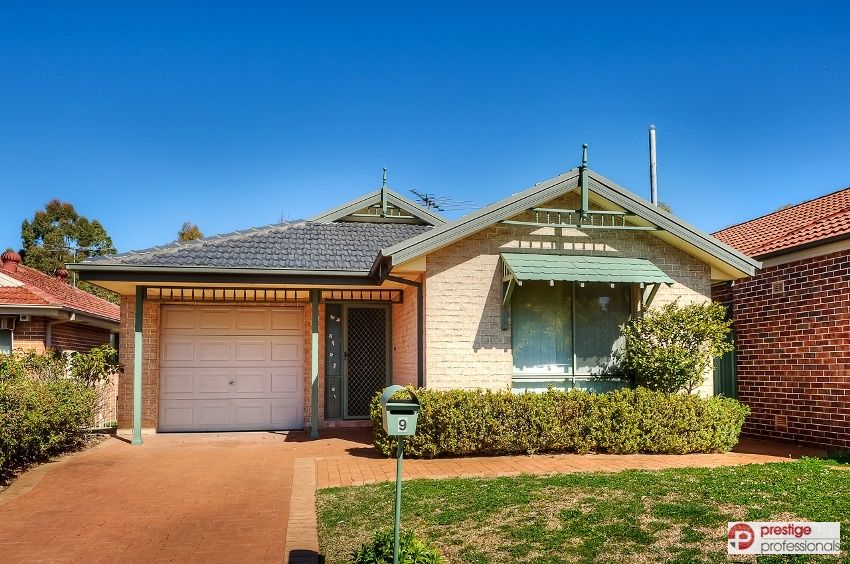 9 Torrens Court, Wattle Grove NSW 2173 House For Rent 680 Domain