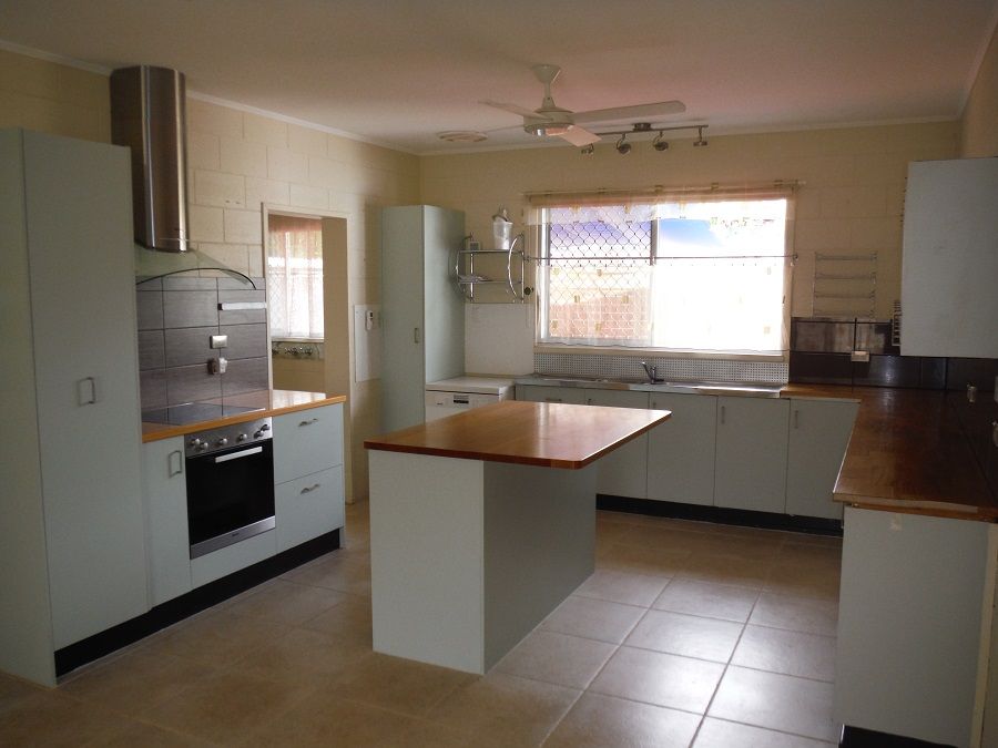 3 bedrooms Apartment / Unit / Flat in 23B McConnell Street ATHERTON QLD, 4883