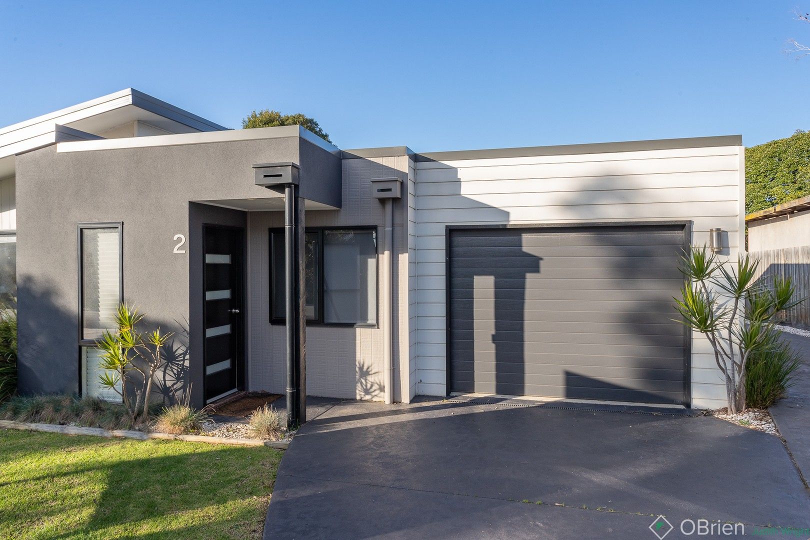 2/7 Grandview Grove, Cowes VIC 3922, Image 0