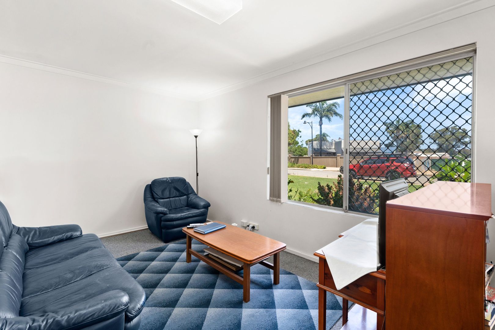 1/25 Sholl Street, Mandurah WA 6210, Image 2