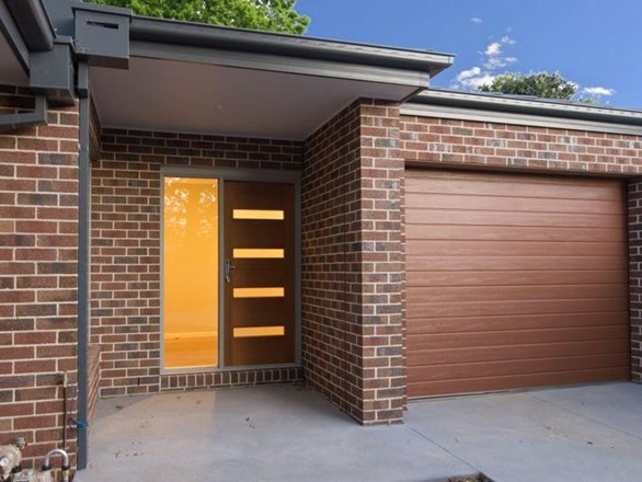 2/69 Dryden Concourse, Mooroolbark VIC 3138