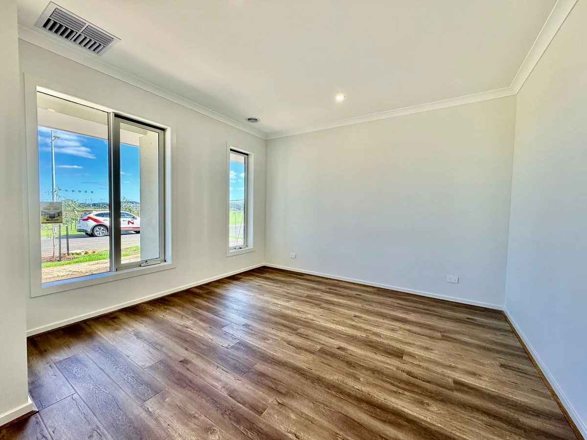 Additional image 4 of 98 Jagged Circuit, Tarneit VIC 3029