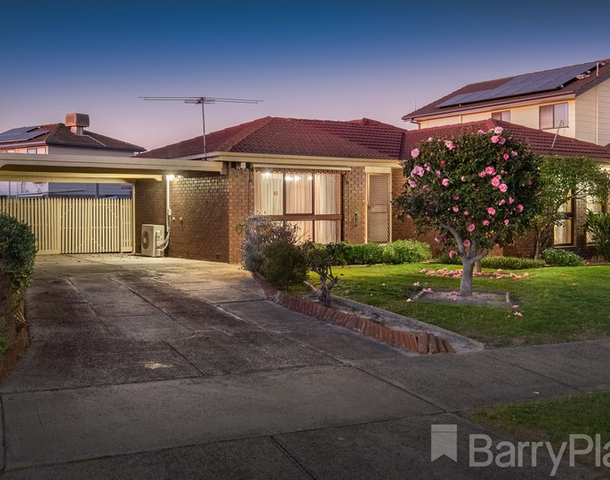 15 Turramurra Drive, Keysborough VIC 3173