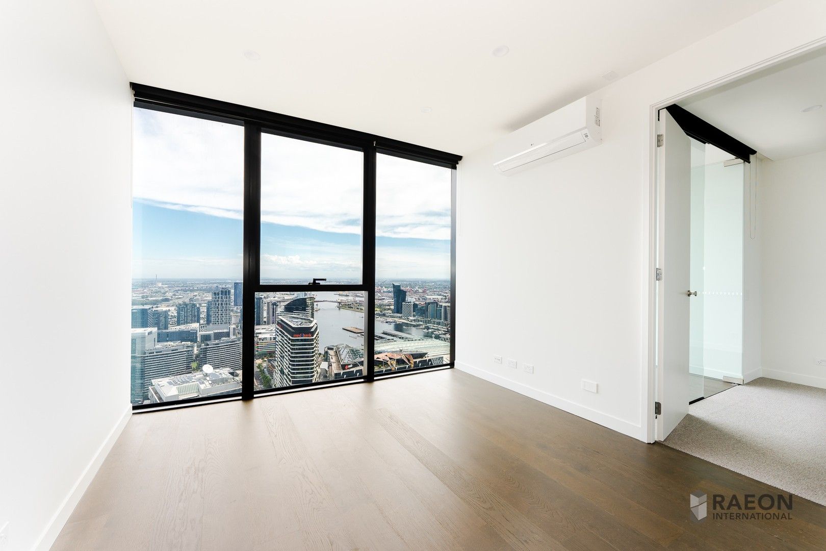 2 bedrooms Apartment / Unit / Flat in 4912/160 Spencer Street MELBOURNE VIC, 3000
