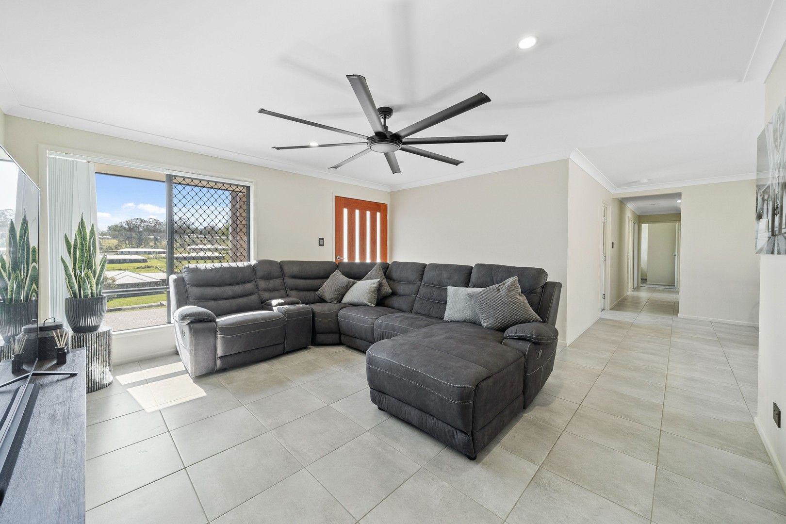 110-114 Munroe Drive, Woodhill QLD 4285, Image 2