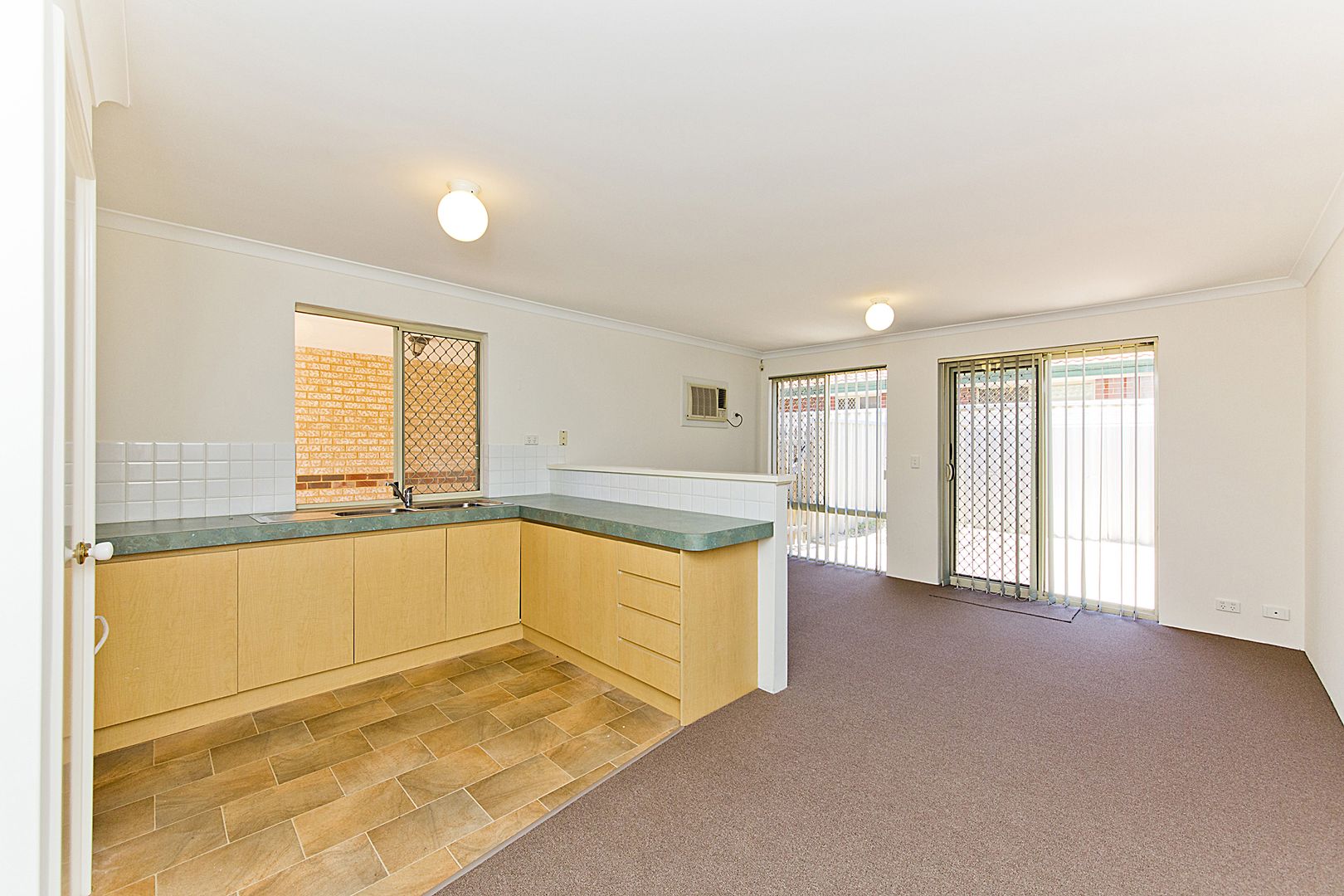 6/28 Holmesdale Road, Woodbridge WA 6056, Image 1