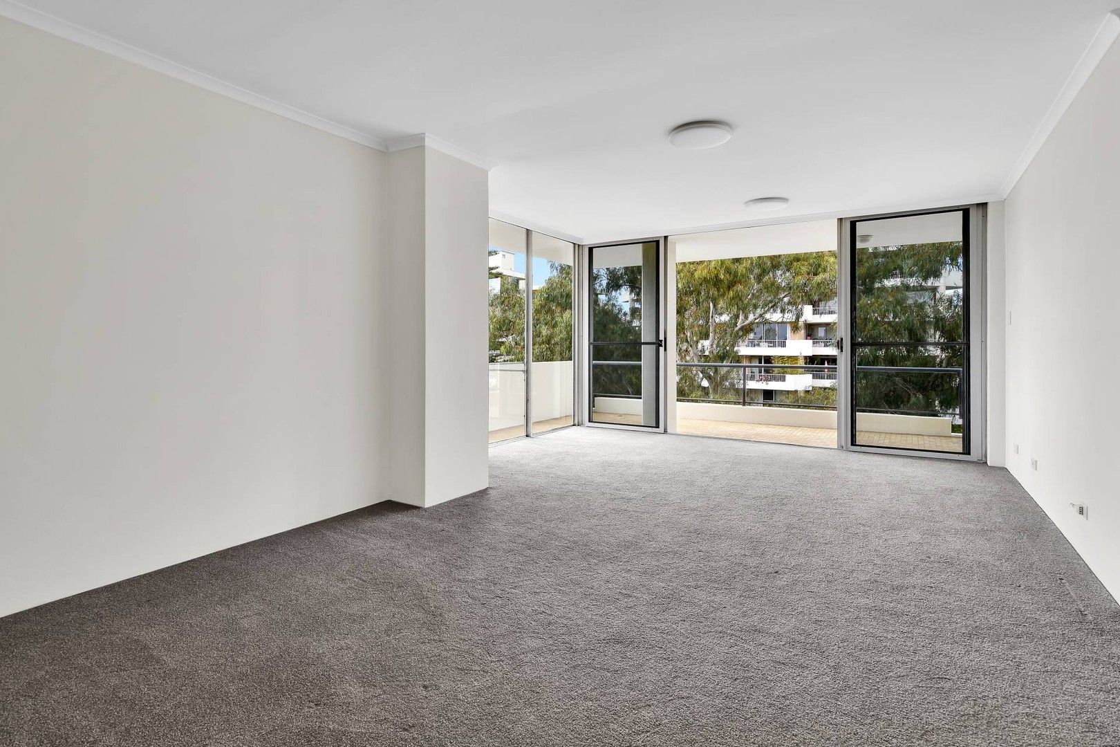 2 bedrooms Apartment / Unit / Flat in 65/2 Parkside Lane CHATSWOOD NSW, 2067