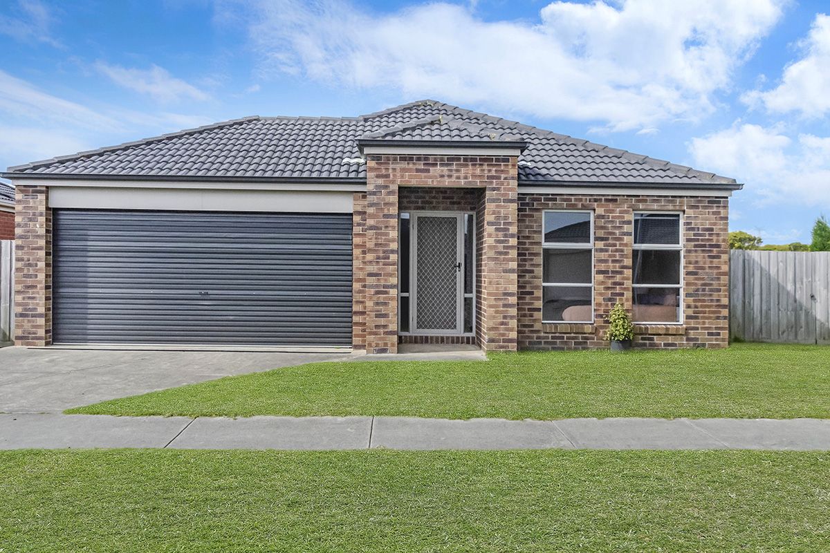 3 bedrooms House in 9 Horatio Court PORTLAND VIC, 3305
