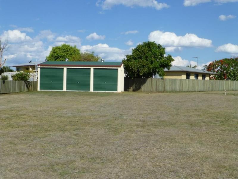 11 HORTON STREET, BIGGENDEN QLD 4621, Image 2