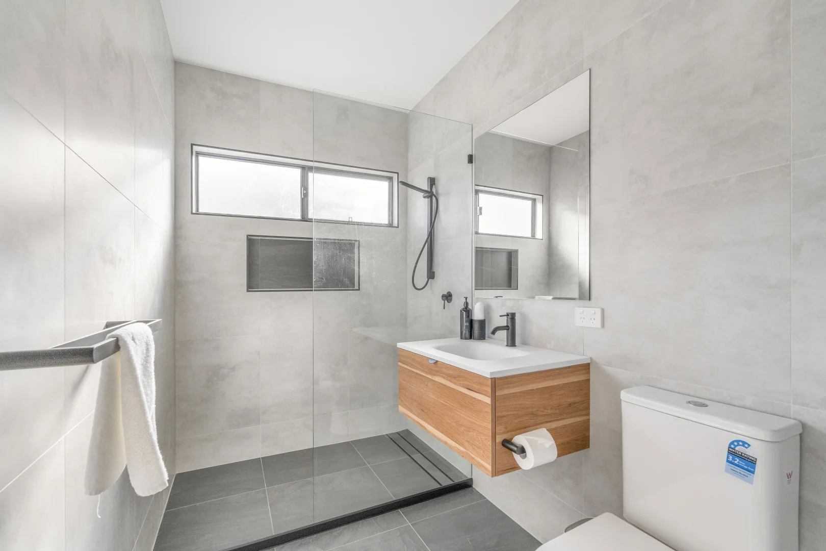 Additional image 8 of Scarness QLD 4655