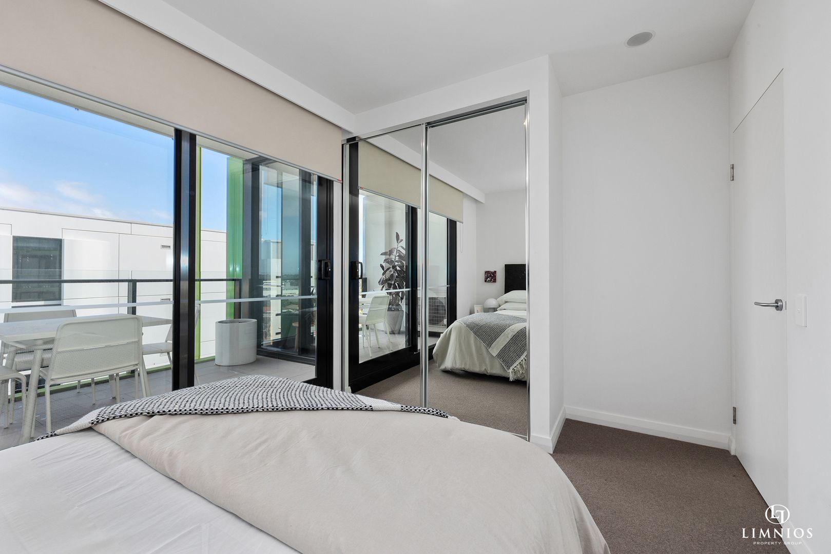 602/6 Baumea Way, Innaloo WA 6018, Image 2