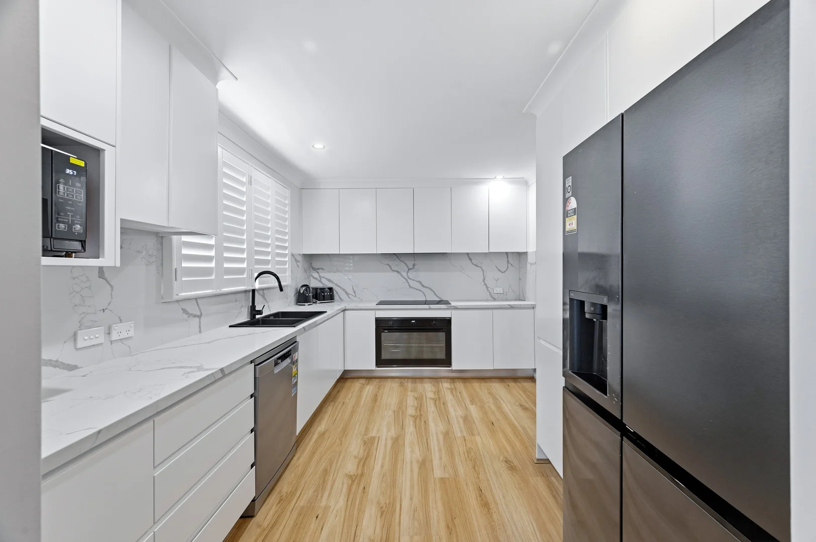 Additional image 7 of 6 Yulunga Place, Bradbury NSW 2560