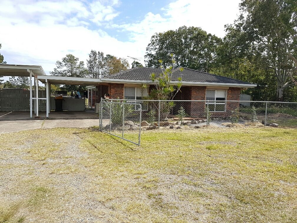 3 bedrooms House in 126 Pumicestone Road CABOOLTURE QLD, 4510