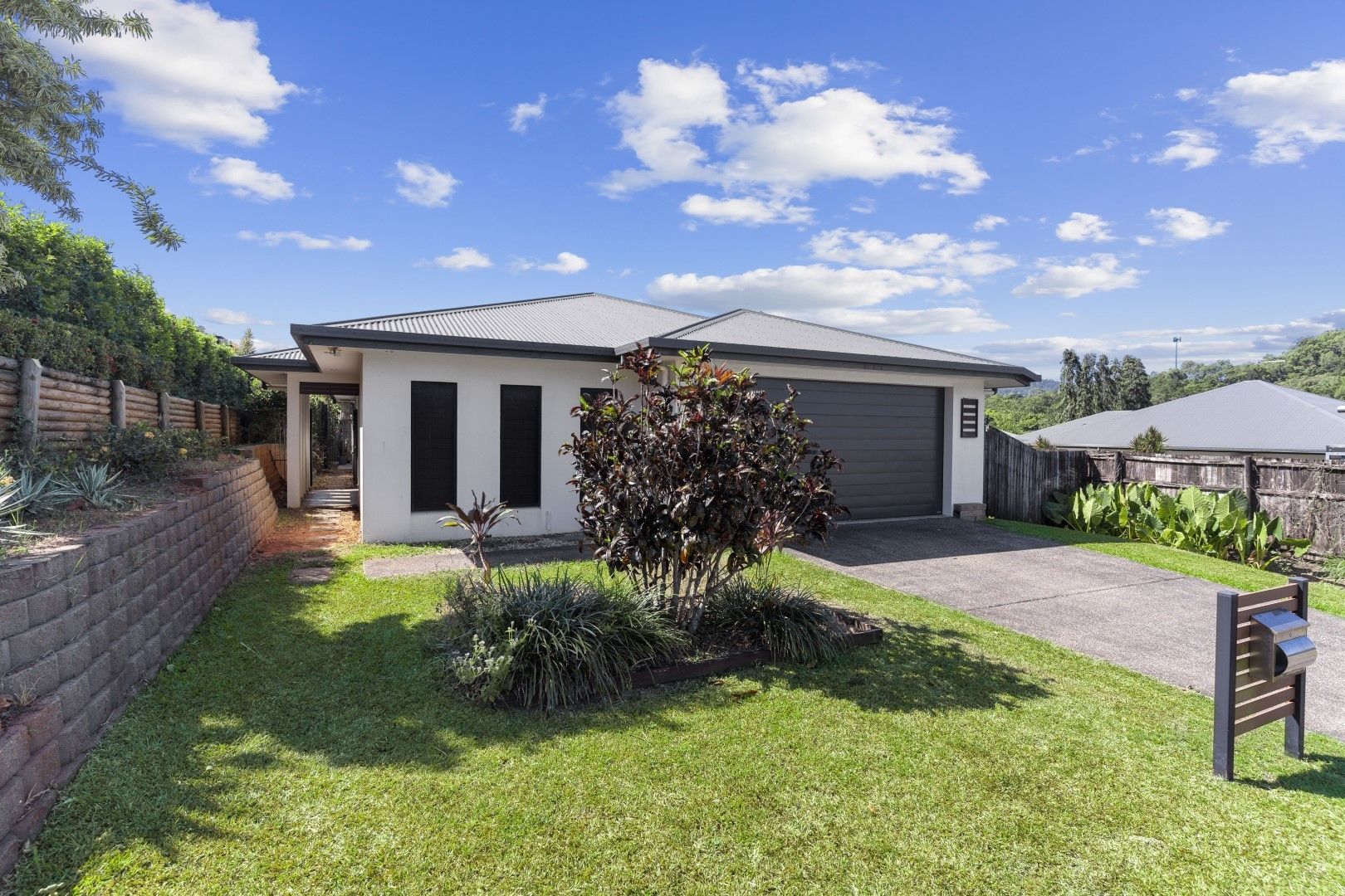 14 Teraglin Street, Kanimbla QLD 4870, Image 0