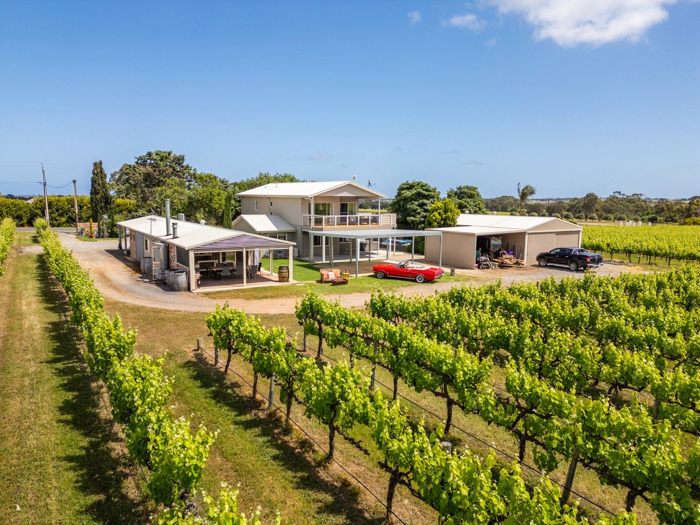 6 bedrooms House in 63 Almond Grove Road WHITES VALLEY SA, 5172