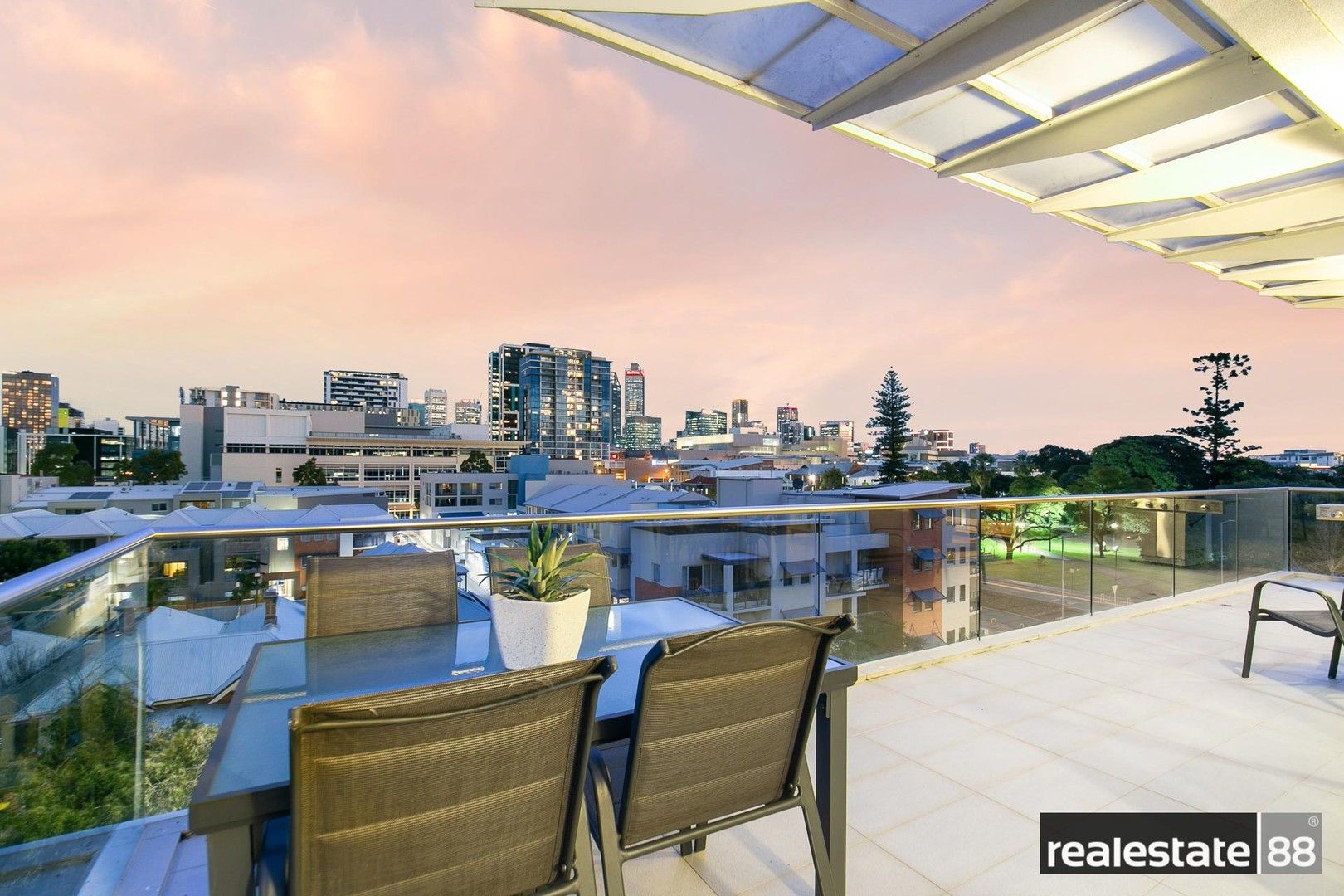2 bedrooms Apartment / Unit / Flat in 44/180 Stirling Street PERTH WA, 6000