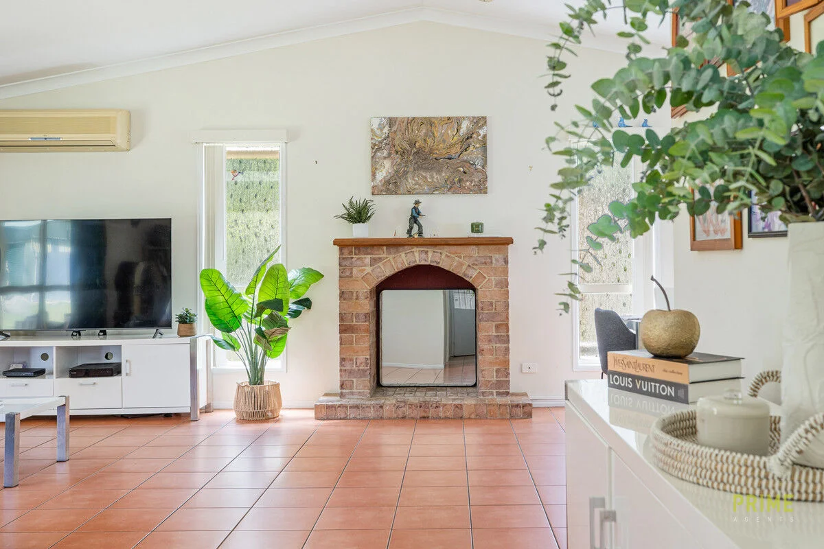 Additional image 5 of 104 Seaview Drive, Booral QLD 4655