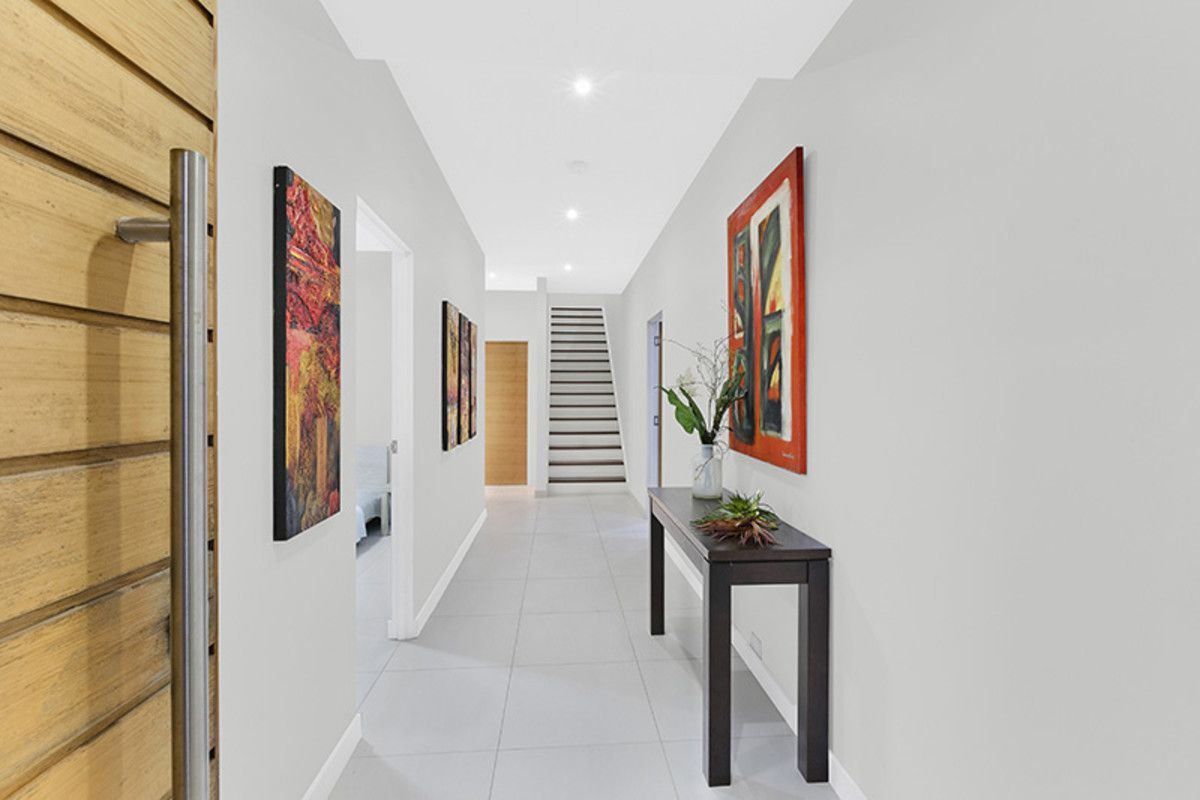 250 Del Monte Place, Copacabana NSW 2251, Image 2