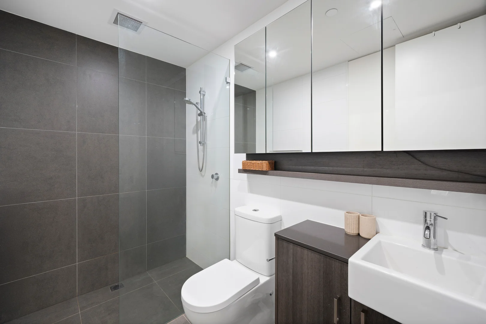 Additional image 8 of 111/220 Bay Road, Sandringham VIC 3191