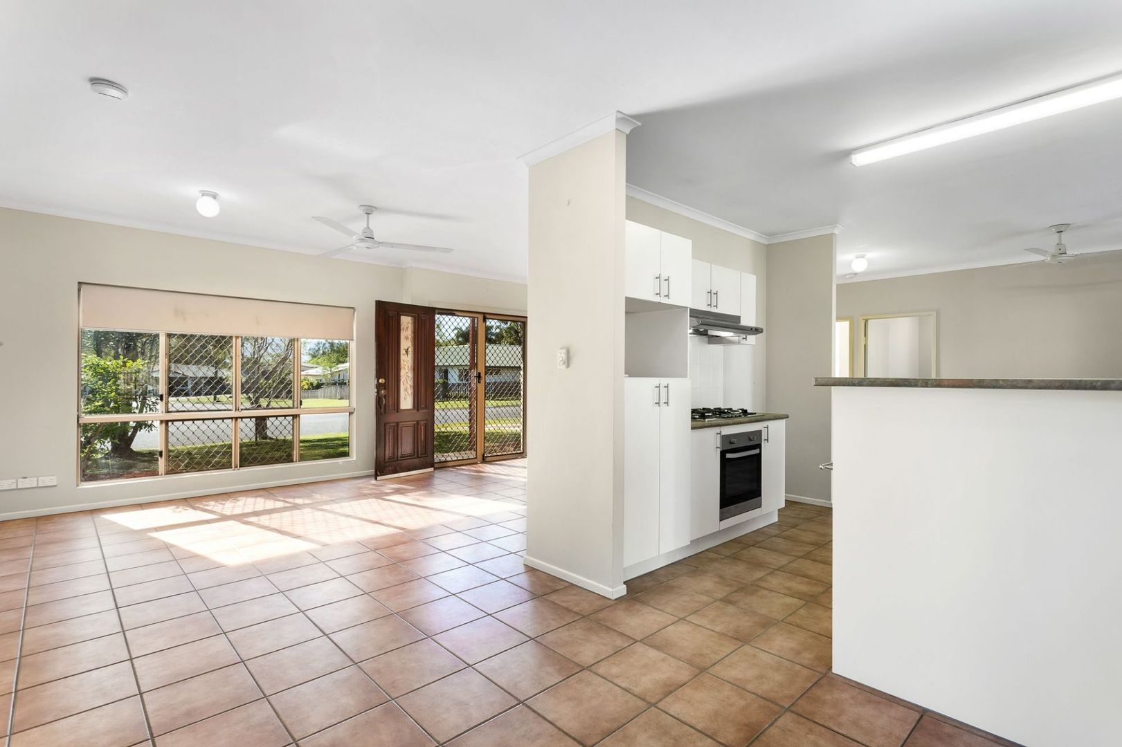 13 Gommory Close, Earlville QLD 4870, Image 2