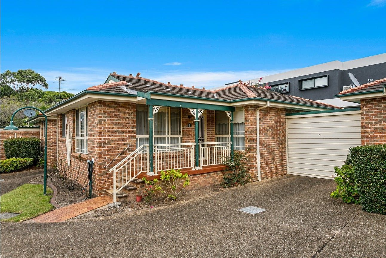 2 bedrooms Villa in 7/16-20 Kendall Street SANS SOUCI NSW, 2219