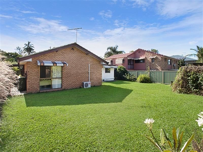 317 Cliveden Avenue, Oxley QLD 4075, Image 1