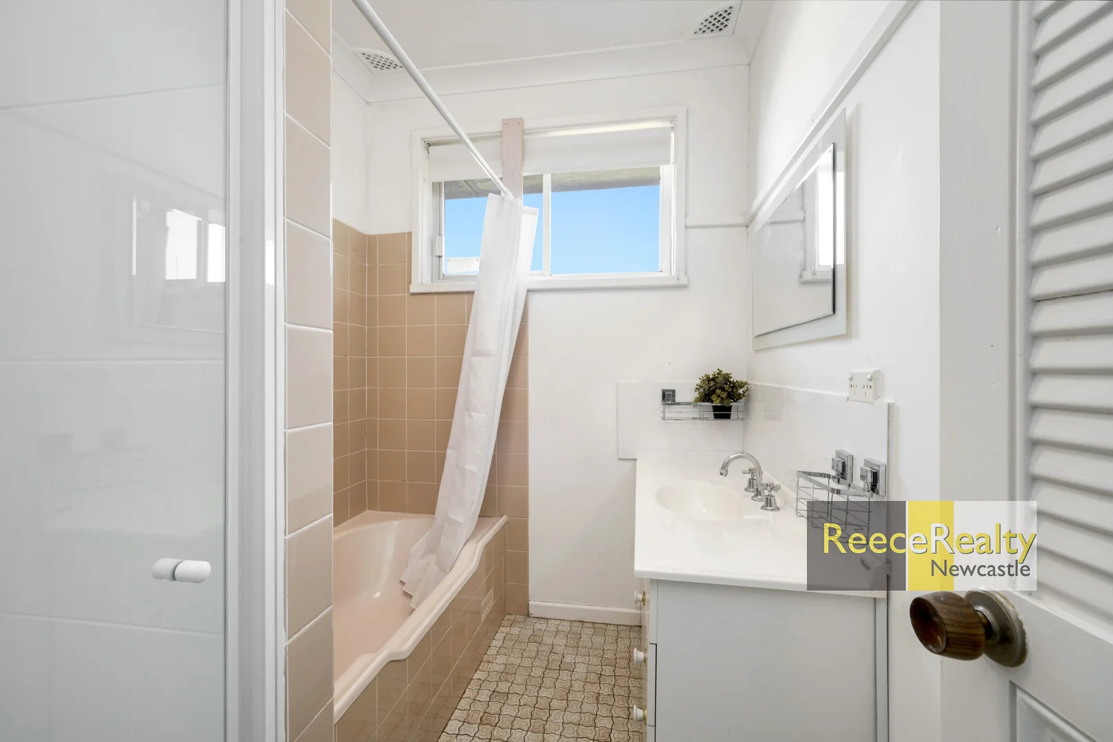 Additional image 4 of 4 Turana Parade, North Lambton NSW 2299