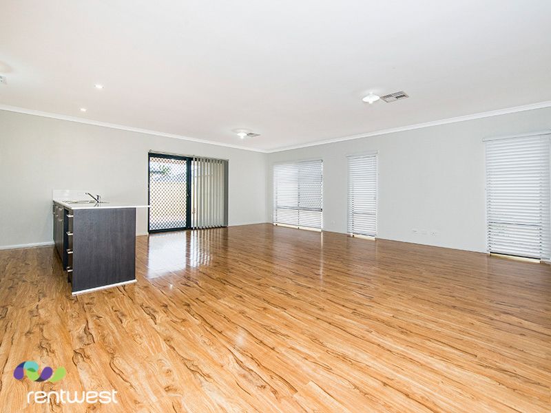 5 Roscommon Vista, Huntingdale WA 6110, Image 1