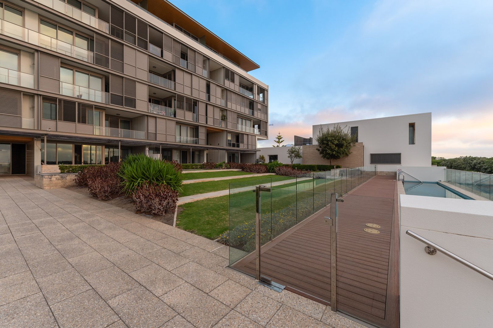 1/23 Ocean Drive, North Coogee WA 6163, Image 1