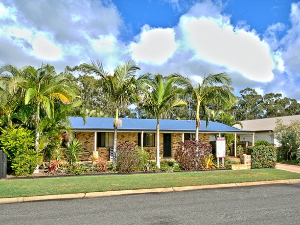 11 Lakeside Drive, Burrum Heads QLD 4659