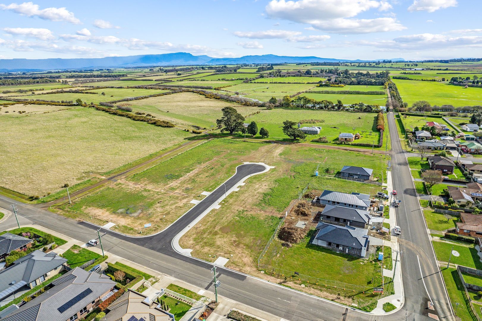 2 Jeffrey Place, Longford TAS 7301, Image 2