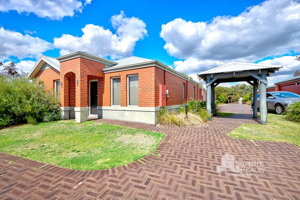 3 bedrooms Apartment / Unit / Flat in 4/204 Clarke Street East CAREY PARK WA, 6230
