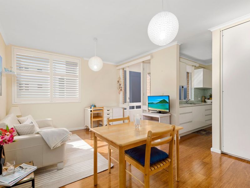 7/70 Cliff Road, Wollongong NSW 2500