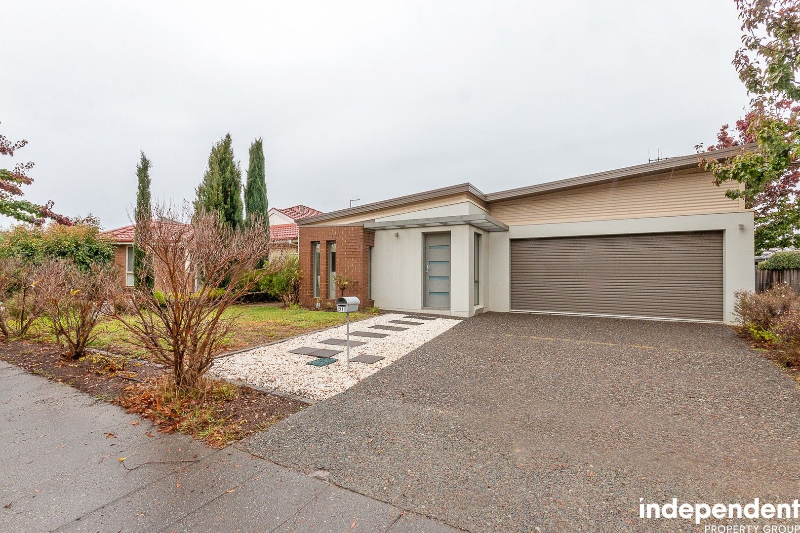 4 bedrooms House in 21 Eurobin Street HARRISON ACT, 2914