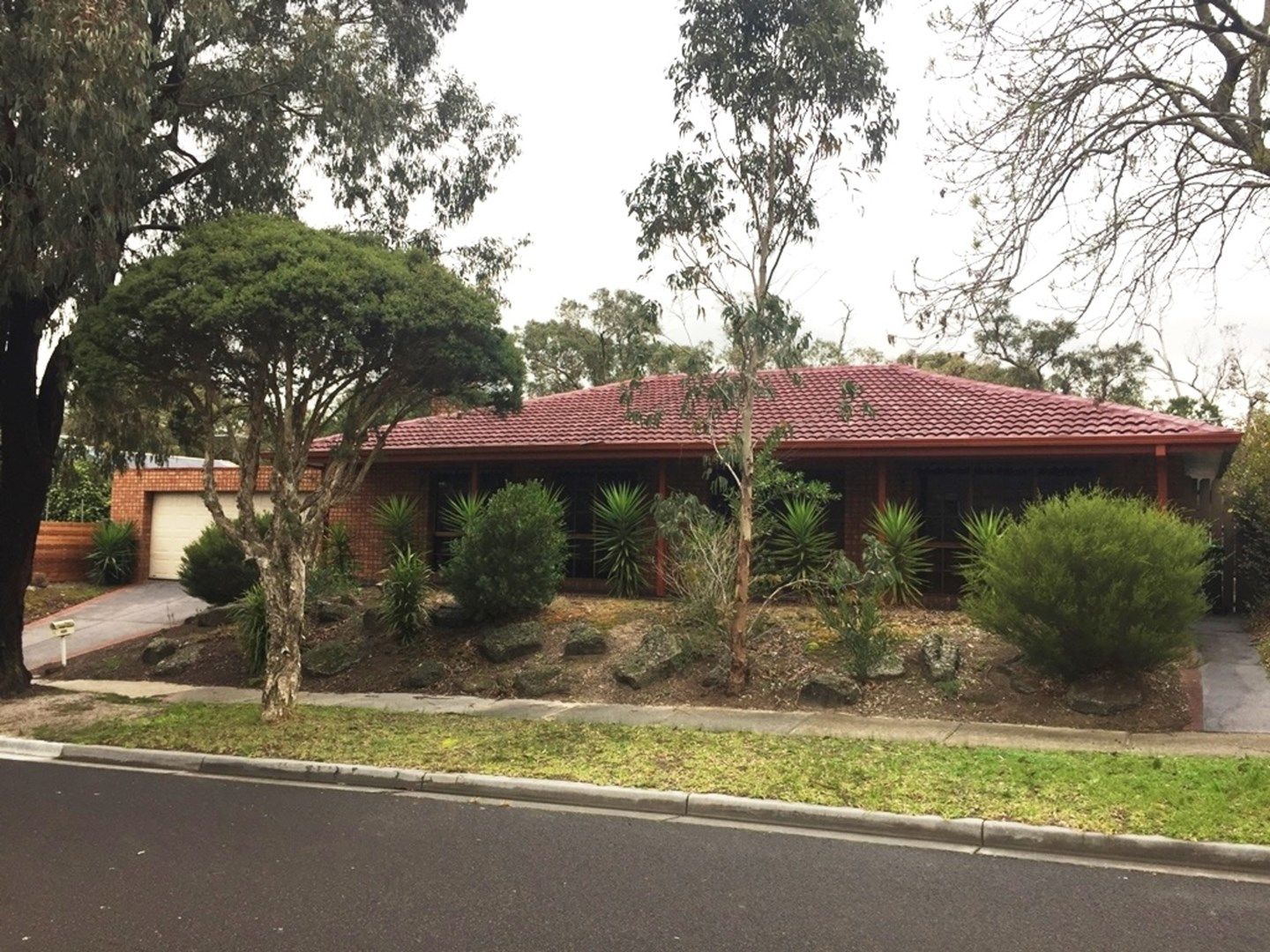 4 bedrooms House in 32 Isabella Crescent FRANKSTON VIC, 3199