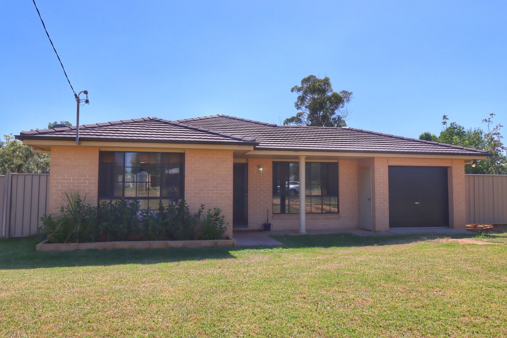 19 Preston Street, Canowindra NSW 2804, Image 0