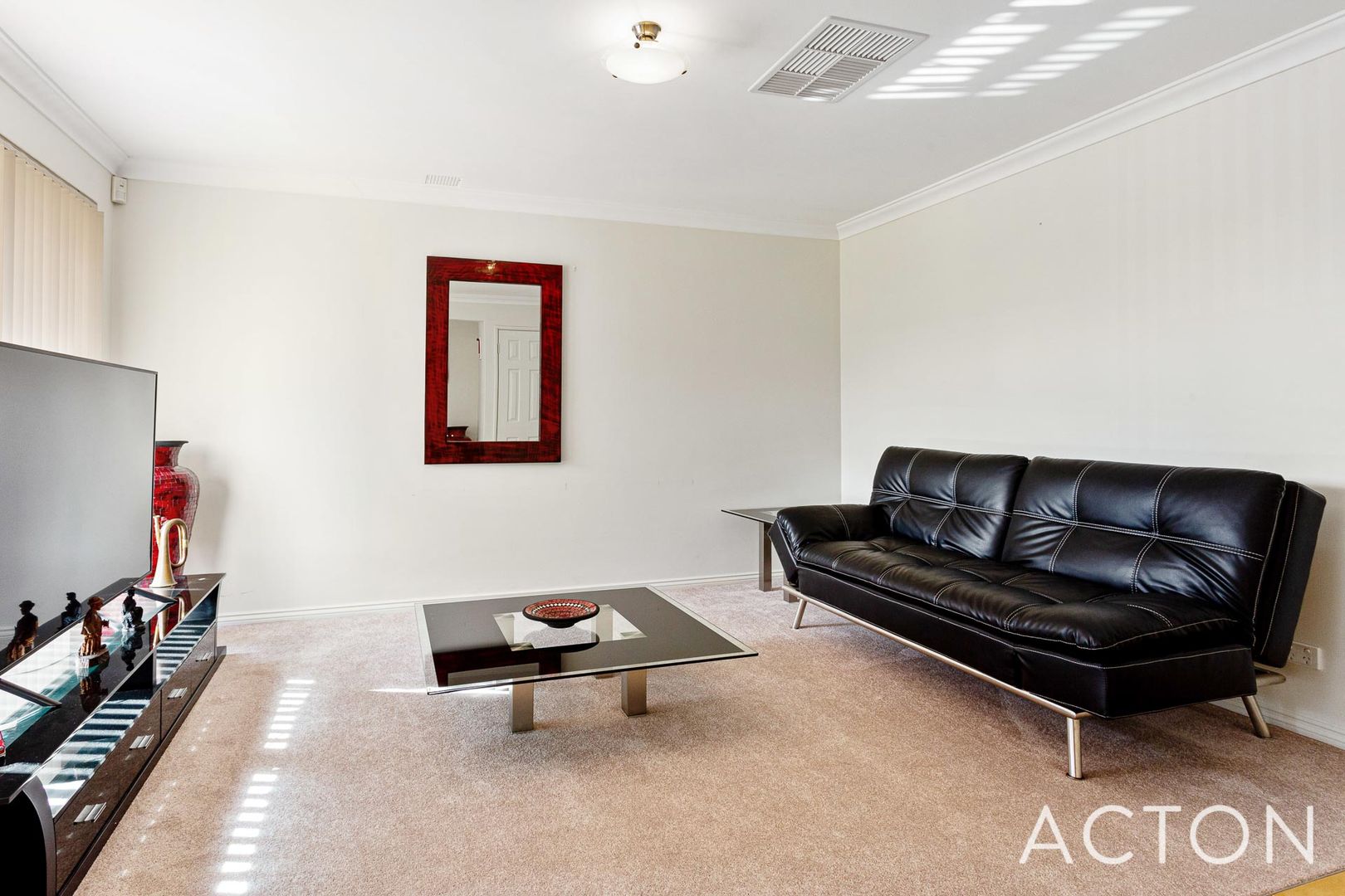 8B Sumich Gardens, Coogee WA 6166, Image 2