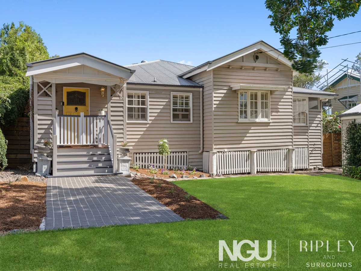 13 Olmai Avenue, Eastern Heights QLD 4305