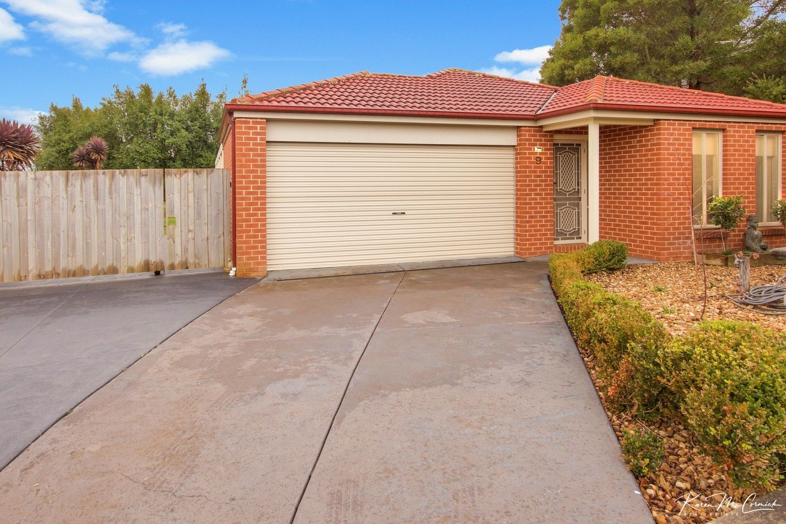 9 Wordsworth Court, Drouin VIC 3818, Image 1