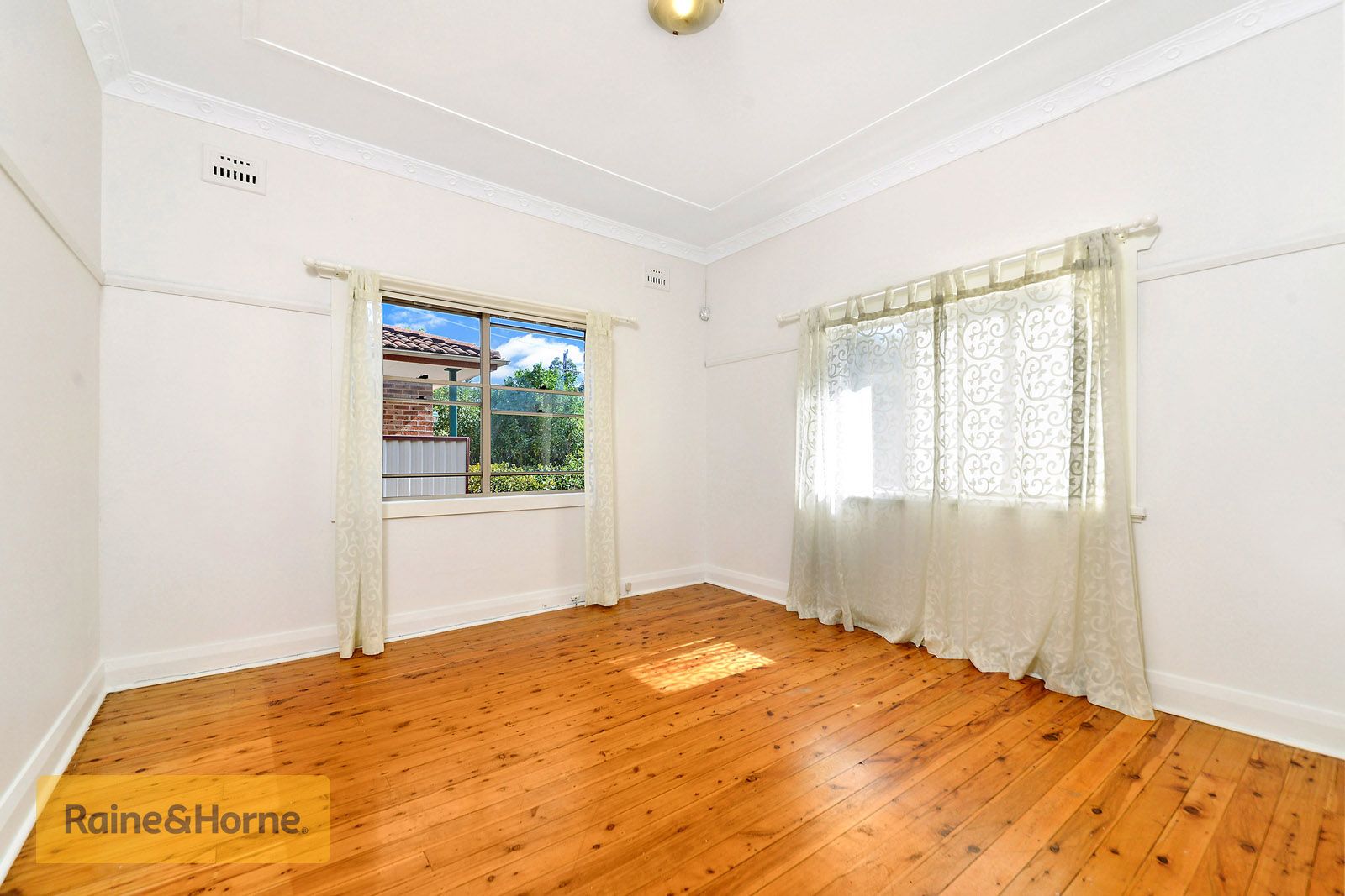 18 Balmoral Avenue, Croydon Park NSW 2133, Image 1