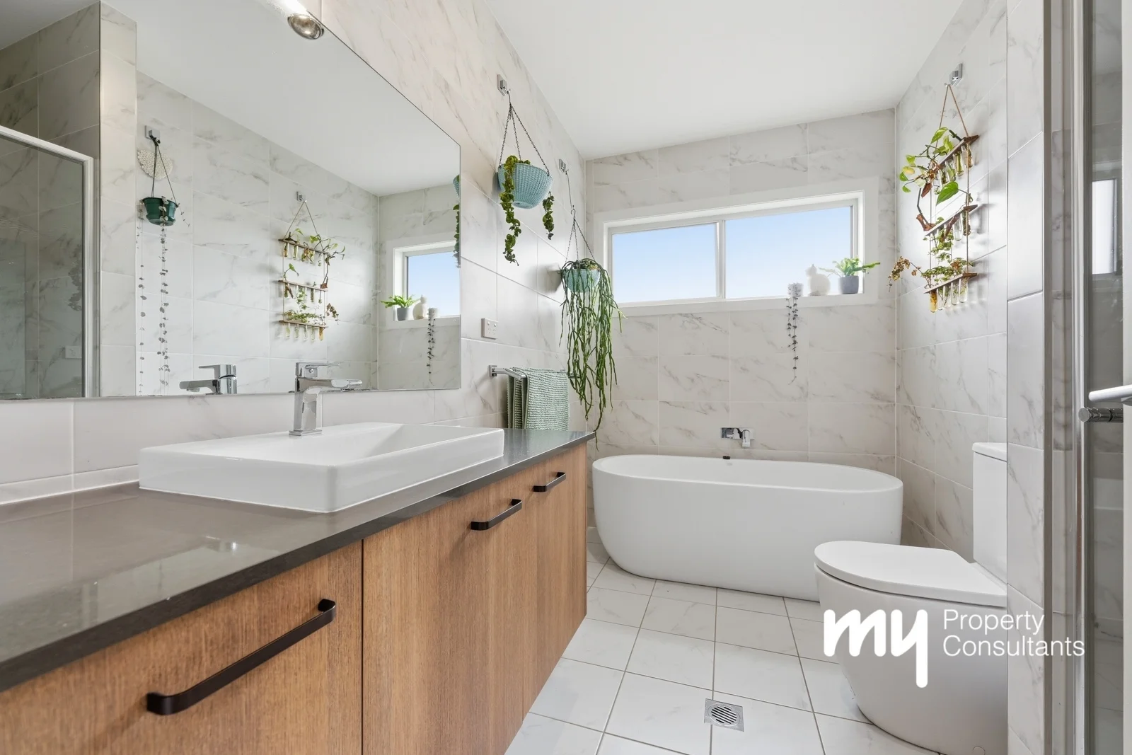 Additional image 5 of 127 Pleasant Circuit, Gledswood Hills NSW 2557