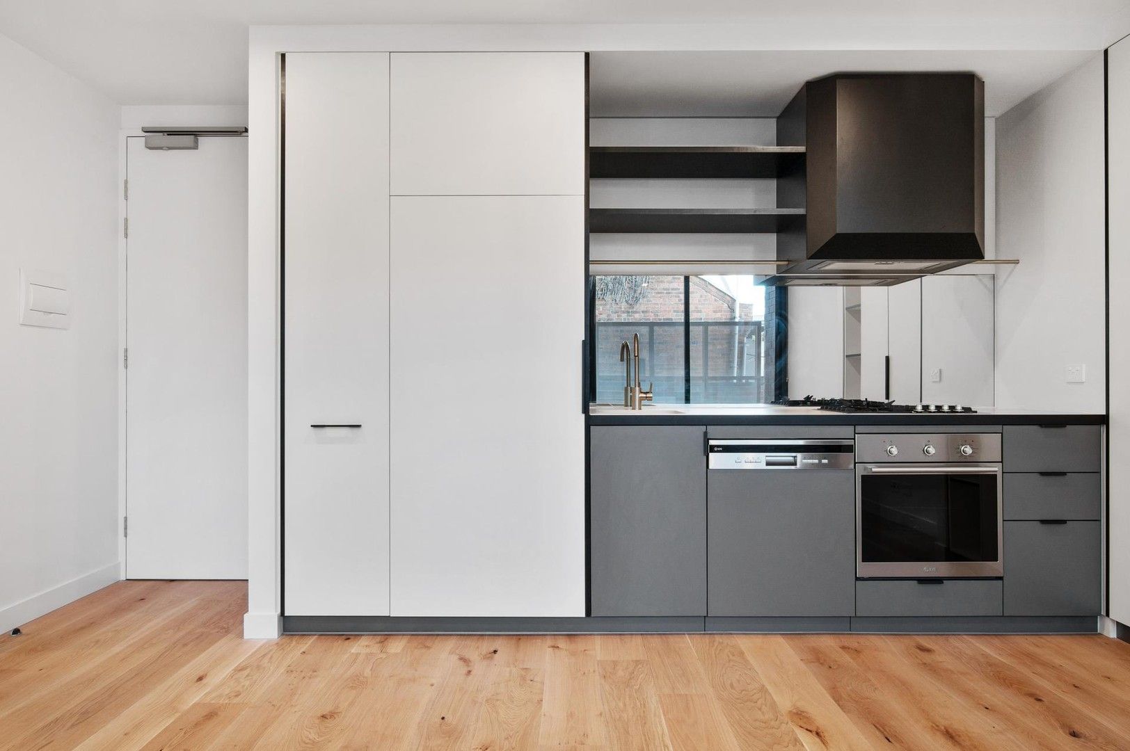 1 bedrooms Apartment / Unit / Flat in 116/250 Gore street FITZROY VIC, 3065