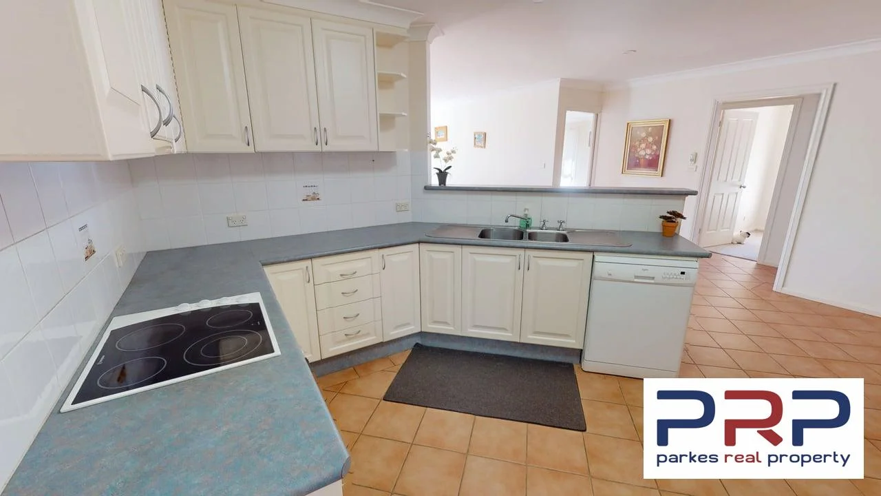 Additional image 7 of 4 Hazelbank Avenue, Parkes NSW 2870