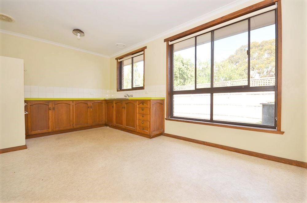 3/41 Longley Street, Alfredton VIC 3350, Image 2