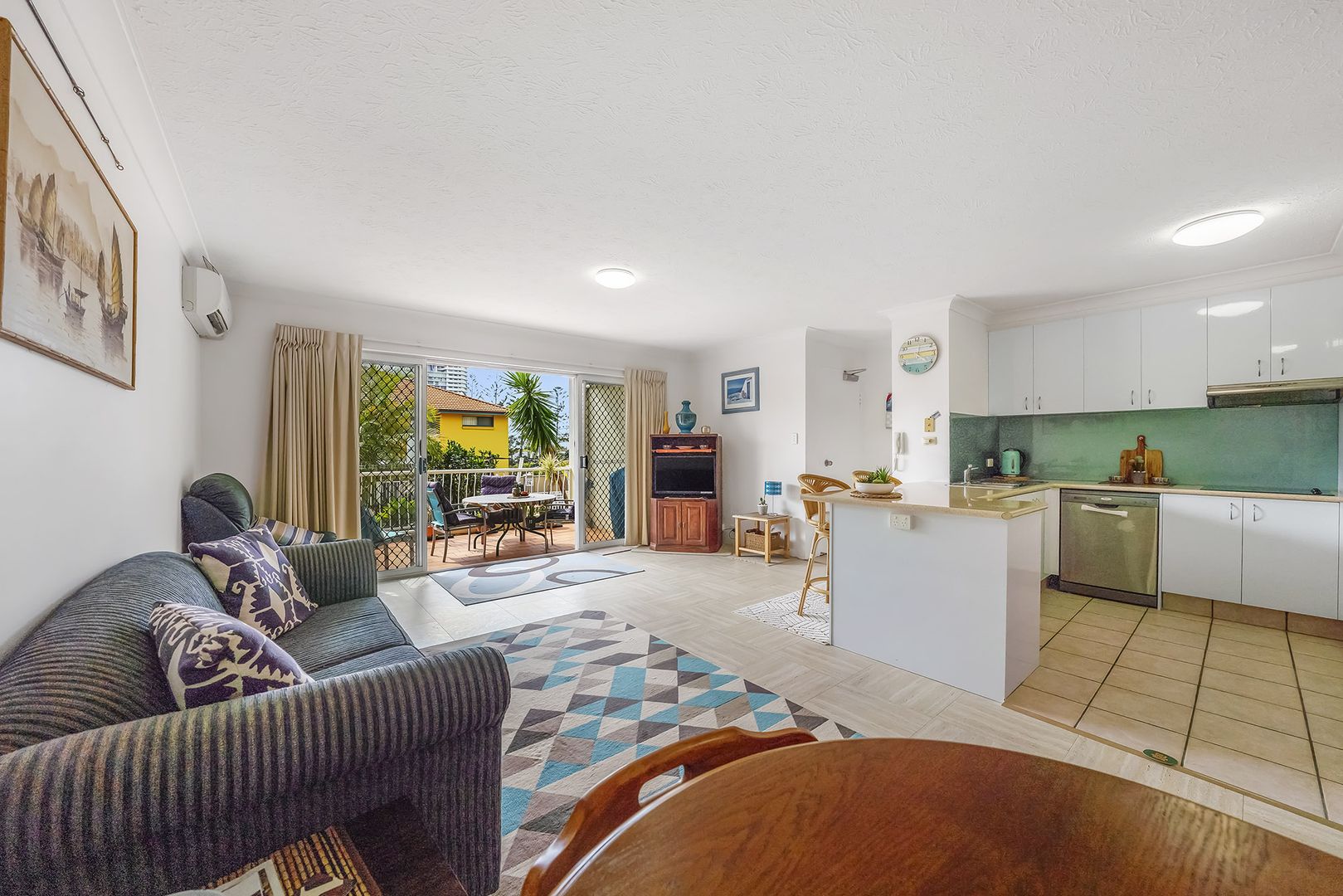 2/31 Dutton Street, Coolangatta QLD 4225, Image 2