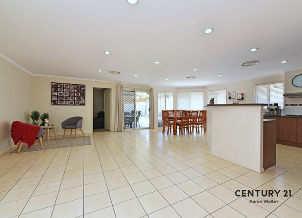 9 Janus Close, Cameron Park NSW 2285